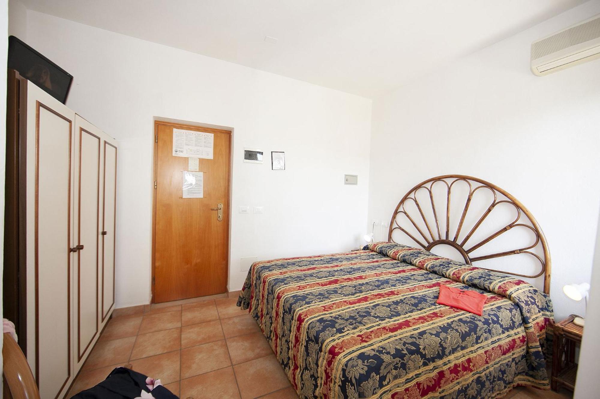 מרינה די קמפו Hotel Santa Caterina מראה חיצוני תמונה
