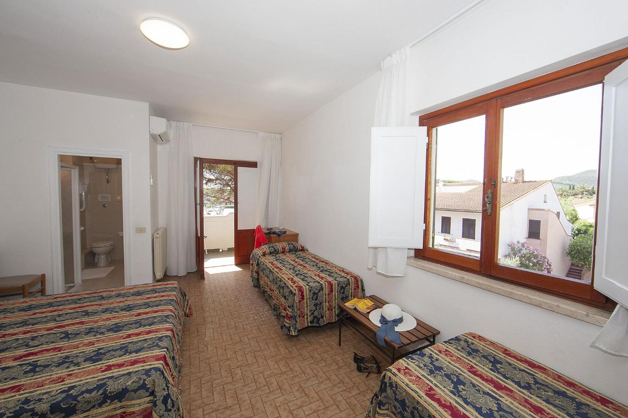 מרינה די קמפו Hotel Santa Caterina מראה חיצוני תמונה