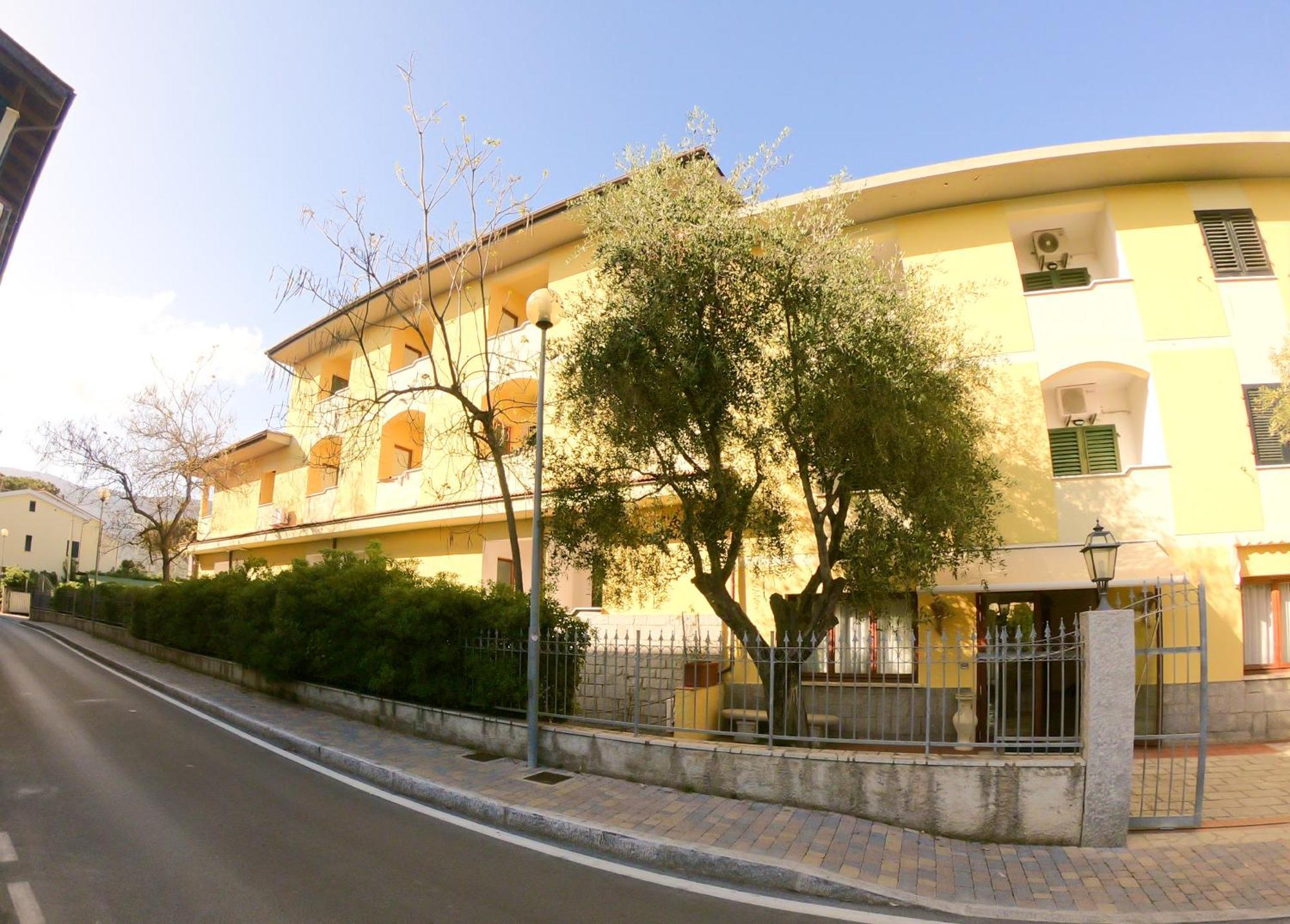 מרינה די קמפו Hotel Santa Caterina מראה חיצוני תמונה