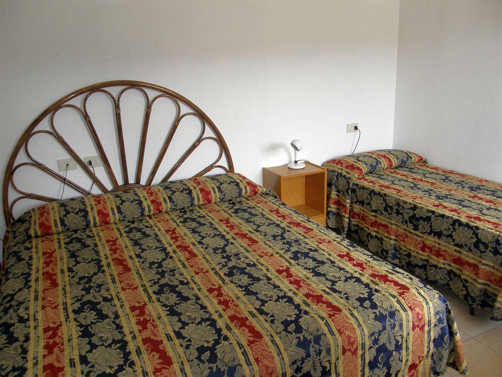מרינה די קמפו Hotel Santa Caterina מראה חיצוני תמונה