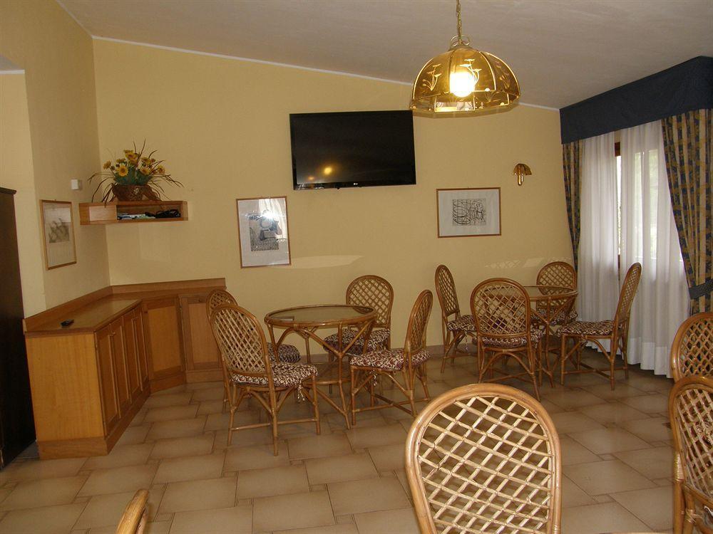 מרינה די קמפו Hotel Santa Caterina מראה חיצוני תמונה